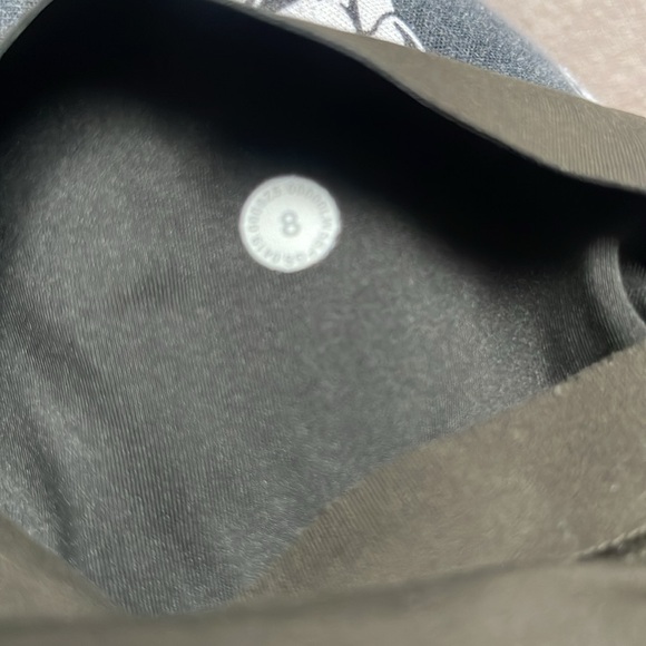 Lululemon in Alignment leggings - Picture 4 of 4